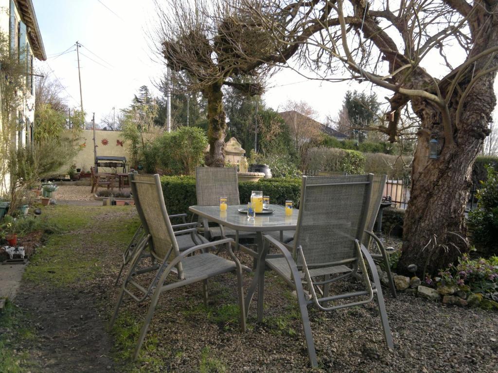 Bouresse La Maison Jaune B&B 외부 사진
